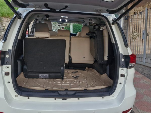 Foto 9 - Toyota Hilux SW4 Diamond D4-D 2.8 Turbo Diesel 4x4