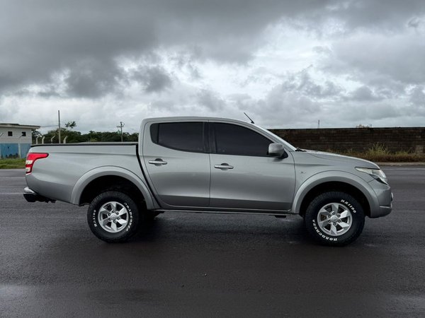 Foto 5 - Mitsubishi L200 Sport GLS 2.5 Turbo Diesel 4x4