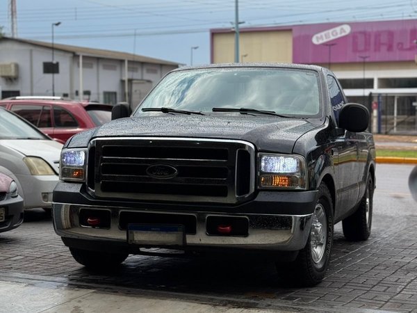 Foto 2 - Ford F250 XLT 3.9 Turbo Diesel 4x2 C.S