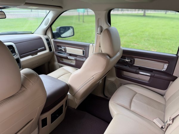 Foto 9 - RAM 2500 Laramie 6.7 Turbo Diesel 4x4