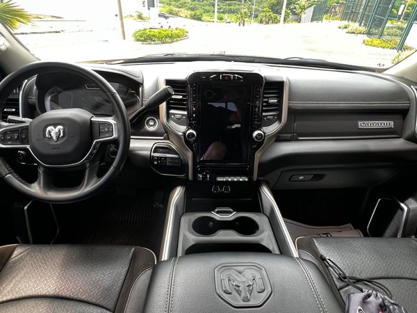 Foto 5 - RAM 2500 Laramie 6.7 Turbo Diesel 4x4