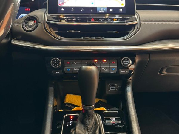 Foto 8 - Jeep Compass Limited Turbo Flex 270 1.3