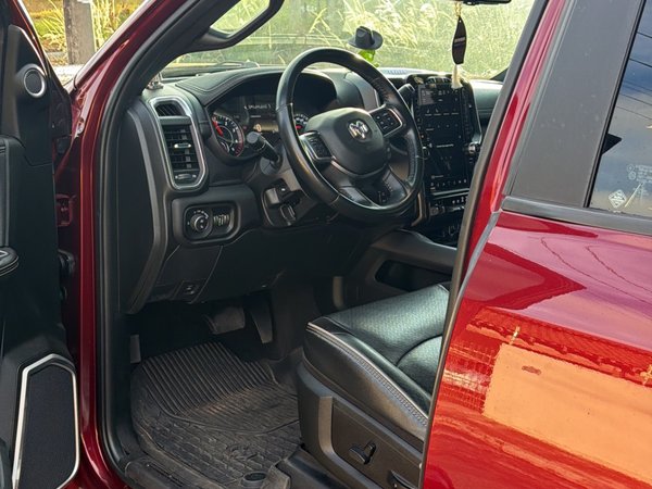 Foto 3 - RAM 2500 Laramie Night Edition 6.7 Turbo Diesel 4x4