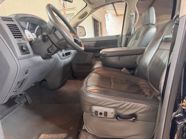 Foto 4 - RAM 2500 SLT 5.9 Turbo Diesel 4x4 C.S