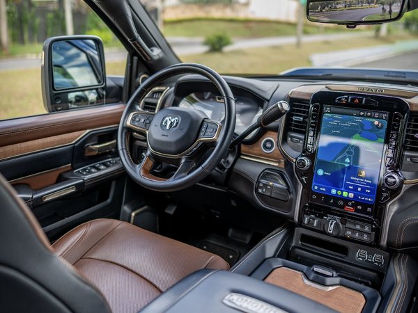 Foto 7 - RAM 3500 Longhorn Limited 6.7 Turbo Diesel 4x4