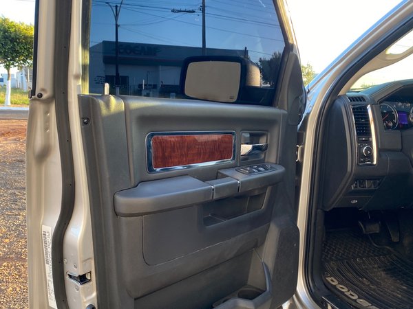 Foto 3 - RAM 2500 Laramie 6.7 Turbo Diesel 4x4