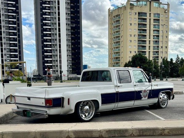 Foto 3 - Chevrolet Silverado 1500 5.7 V8