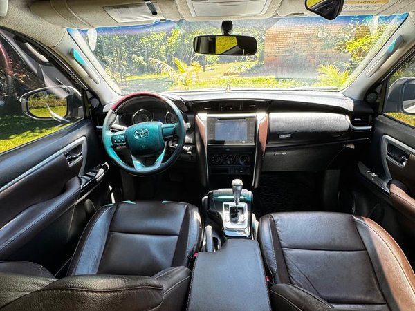 Foto 6 - Toyota Hilux SW4 SR 2.7 Flex 4x2