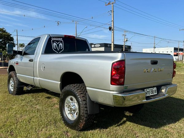 Foto 4 - RAM 2500 SLT 5.9 Turbo Diesel 4x4 C.S