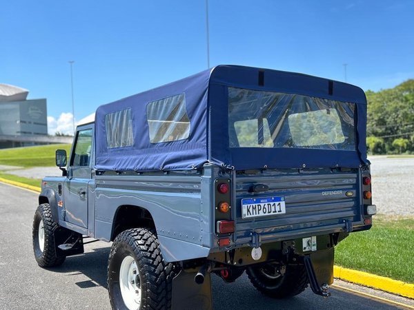 Foto 5 - Land Rover Defender 110 Hcpu 2.5 Turbo Diesel 4x4