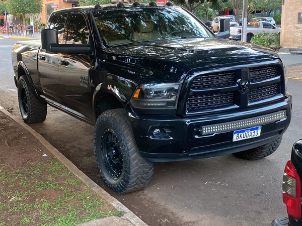Foto 5 - RAM 2500 Laramie 6.7 Turbo Diesel 4x4