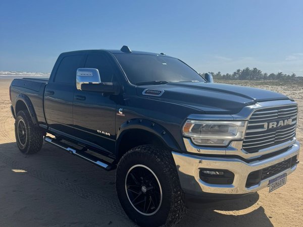 Foto 1 - RAM 2500 Laramie 6.7 Turbo Diesel 4x4