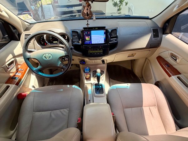 Foto 6 - Toyota Hilux SW4 SRV 3.0 Turbo Diesel 4x4