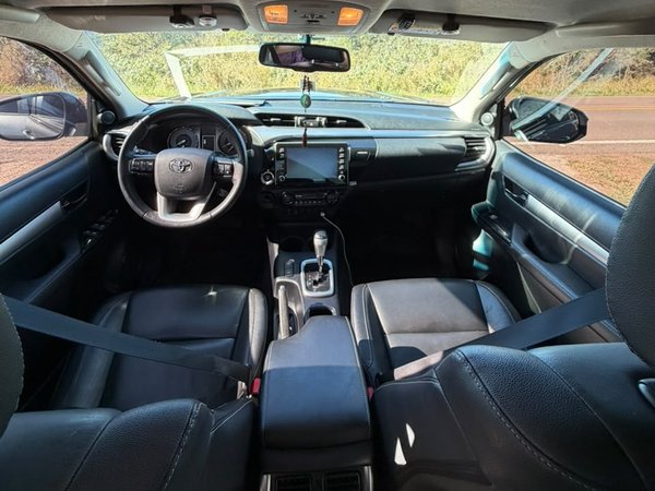 Foto 9 - Toyota Hilux SRV 2.8 Turbo Diesel 4x4