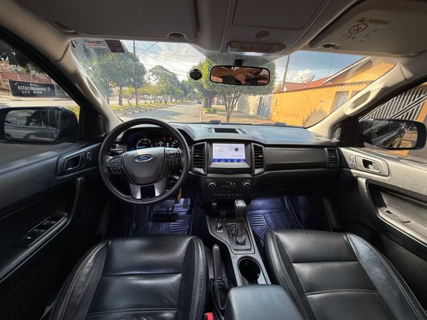 Foto 8 - Ford Ranger XLS 2.2 Turbo Diesel 4x4