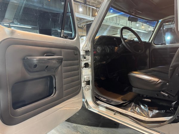 Foto 5 - Ford F1000 3.9 Diesel