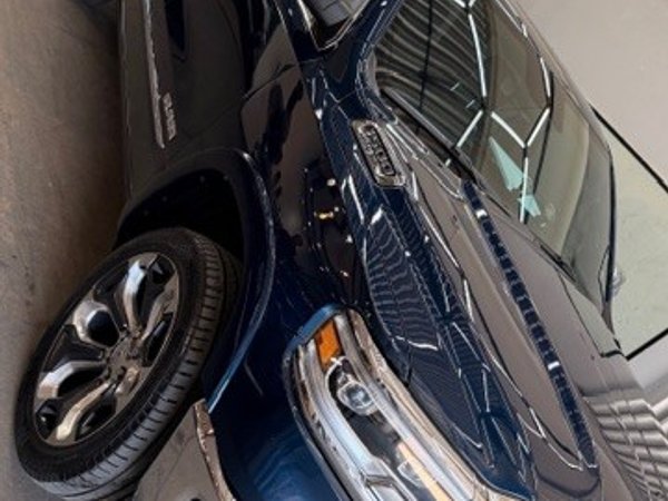 Foto 10 - RAM 1500 Limited 5.7 V8 Gasolina 4x4