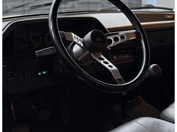 Foto 8 - Ford F1000 XLT 4.3 Turbo Diesel 4x4 C.S