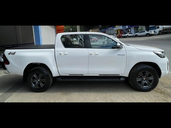 Foto 3 - Toyota Hilux SR 2.8 Turbo Diesel 4x4