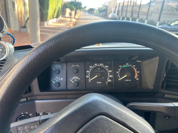 Foto 5 - Ford F1000 XL 4.3 Turbo Diesel 4x2 C.S