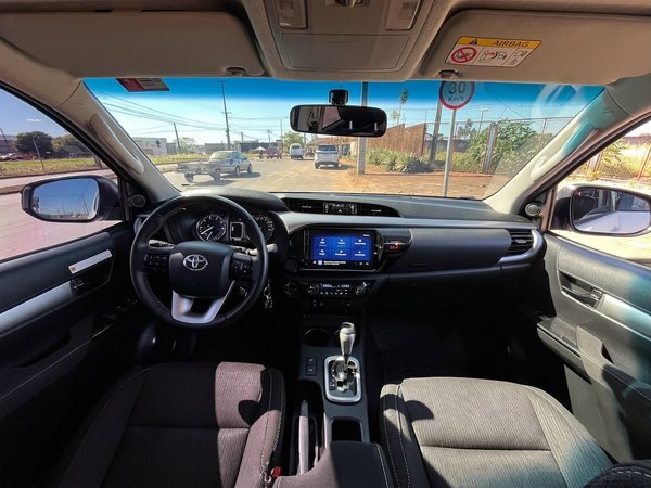 Foto 5 - Toyota Hilux SR 2.8 Turbo Diesel 4x4