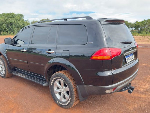 Foto 3 - Mitsubishi Pajero Dakar HPE 3.2TDi 16v 4x4