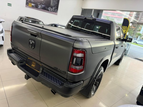 Foto 5 - RAM 1500 Rebel 5.7 V8 Gasolina 4x4