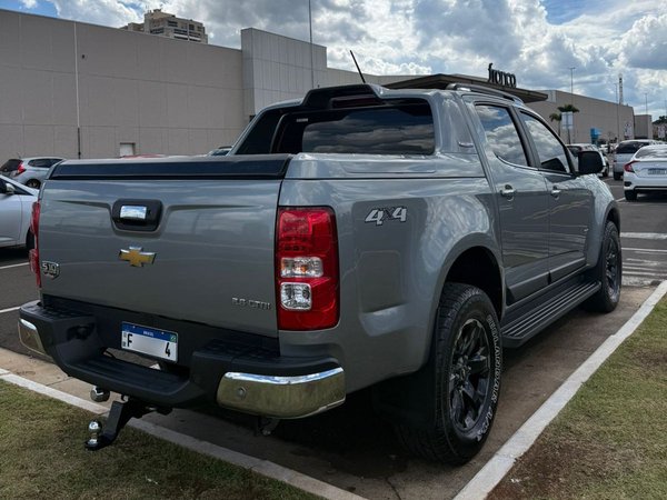 Foto 6 - Chevrolet S10 High Country 2.8 Turbo Diesel 4x4