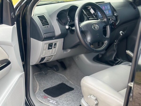 Foto 6 - Toyota Hilux SRV 3.0 Turbo Diesel 4x4