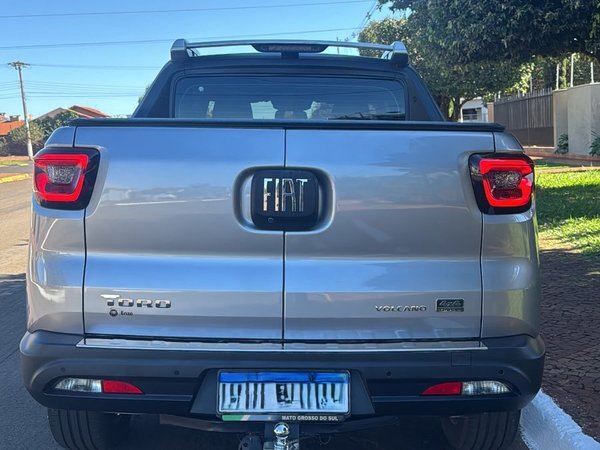 Foto 3 - Fiat Toro Volcano 2.0TDi 16v 4x4