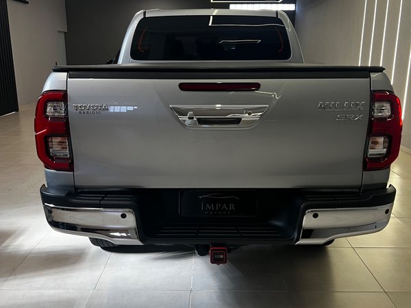 Foto 5 - Toyota Hilux SRX 2.8 Turbo Diesel 4x4