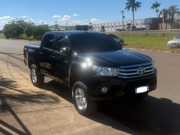 Foto 3 - Toyota Hilux SRV 2.8 Turbo Diesel 4x4