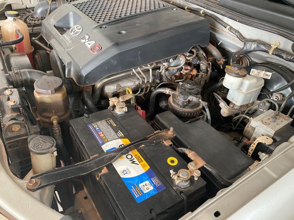 Foto 4 - Toyota Hilux SRV 3.0 Turbo Diesel 4x4