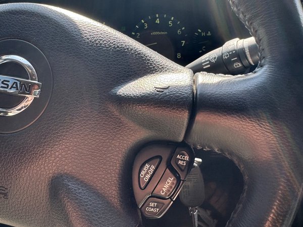 Foto 10 - Nissan Pathfinder SE 3.5 V6 Gasolina 4x4