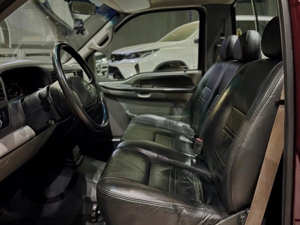 Foto 5 - Ford F250 XLT 4.2 Turbo Diesel 4x2 C.S