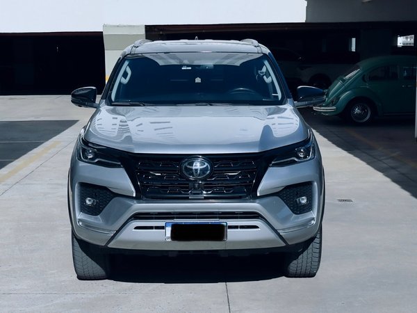 Foto 2 - Toyota Hilux SW4 SRX 2.8 Turbo Diesel 4x4