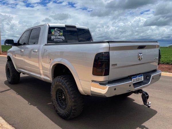 Foto 3 - RAM 2500 Laramie 6.7 Turbo Diesel 4x4