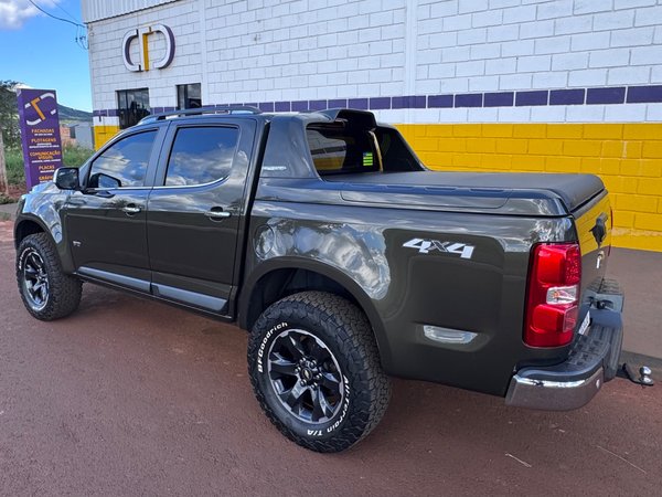 Foto 5 - Chevrolet S10 High Country 2.8 Turbo Diesel 4x4