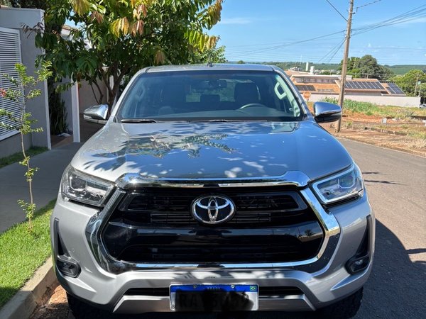 Foto 2 - Toyota Hilux SRV 2.8 Turbo Diesel 4x4