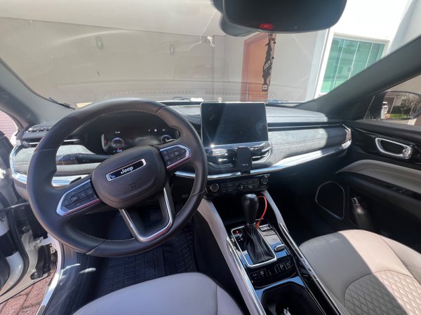 Foto 8 - Jeep Commander Limited TD380 2.0