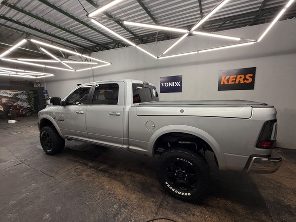 Foto 2 - RAM 2500 Laramie 6.7 Turbo Diesel 4x4