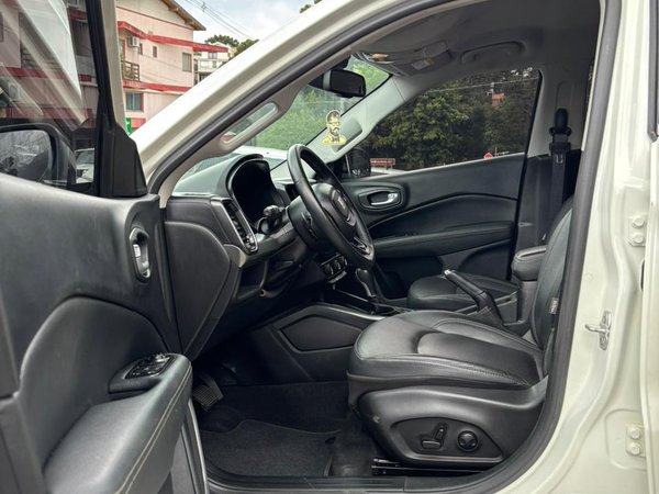 Foto 8 - Fiat Toro Volcano 2.0TDi 16v 4x4