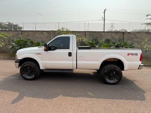 Foto 4 - Ford F250 XLT 3.9 Turbo Diesel 4x4 C.S