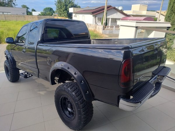 Foto 5 - Ford F150 XLT Triton 4.6 V8 Gasolina