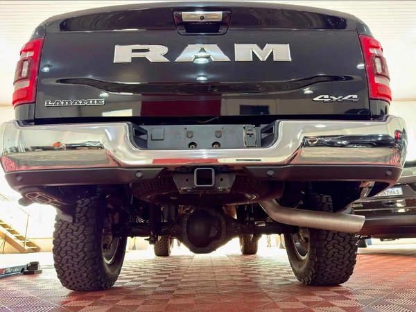 Foto 3 - RAM 3500 Laramie 6.7 Turbo Diesel 4x4