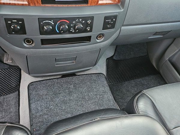 Foto 8 - RAM 2500 SLT 5.9 Turbo Diesel 4x4 C.S