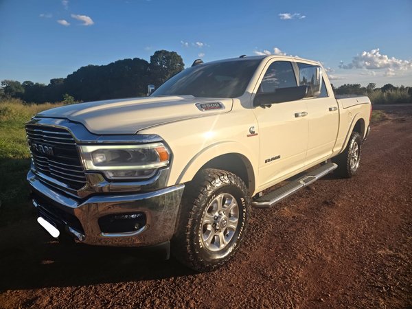 Foto 1 - RAM 2500 Laramie 6.7 Turbo Diesel 4x4