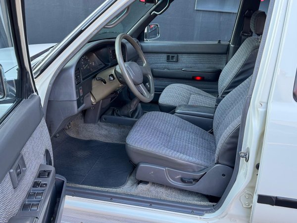 Foto 3 - Toyota Hilux SW4 2.8 Diesel 4x4