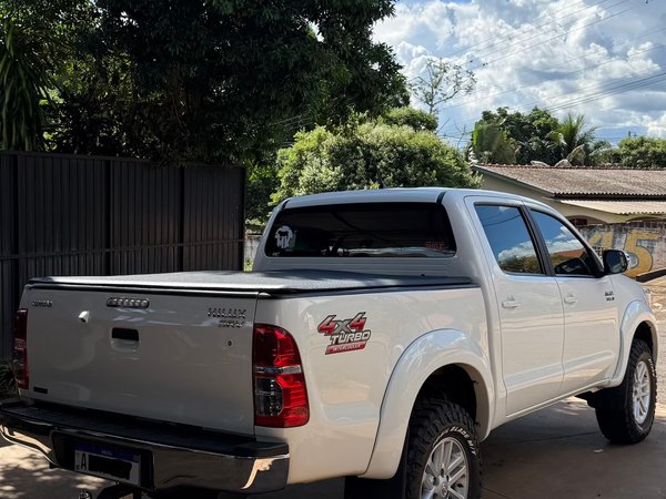 Foto 3 - Toyota Hilux SRV Top 3.0 Turbo Diesel 4x4
