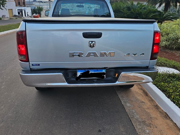 Foto 4 - RAM 2500 SLT 5.9 Turbo Diesel 4x4 C.S